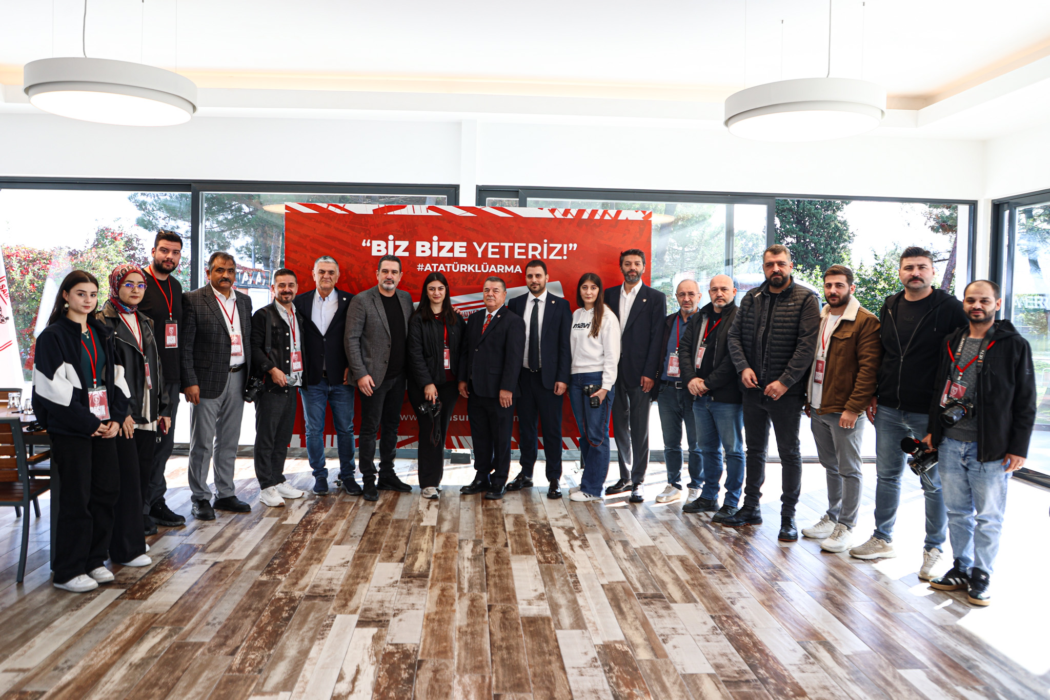 İCRA KURULUMUZ BASIN MENSUPLARIYLA BİR ARAYA GELDİ