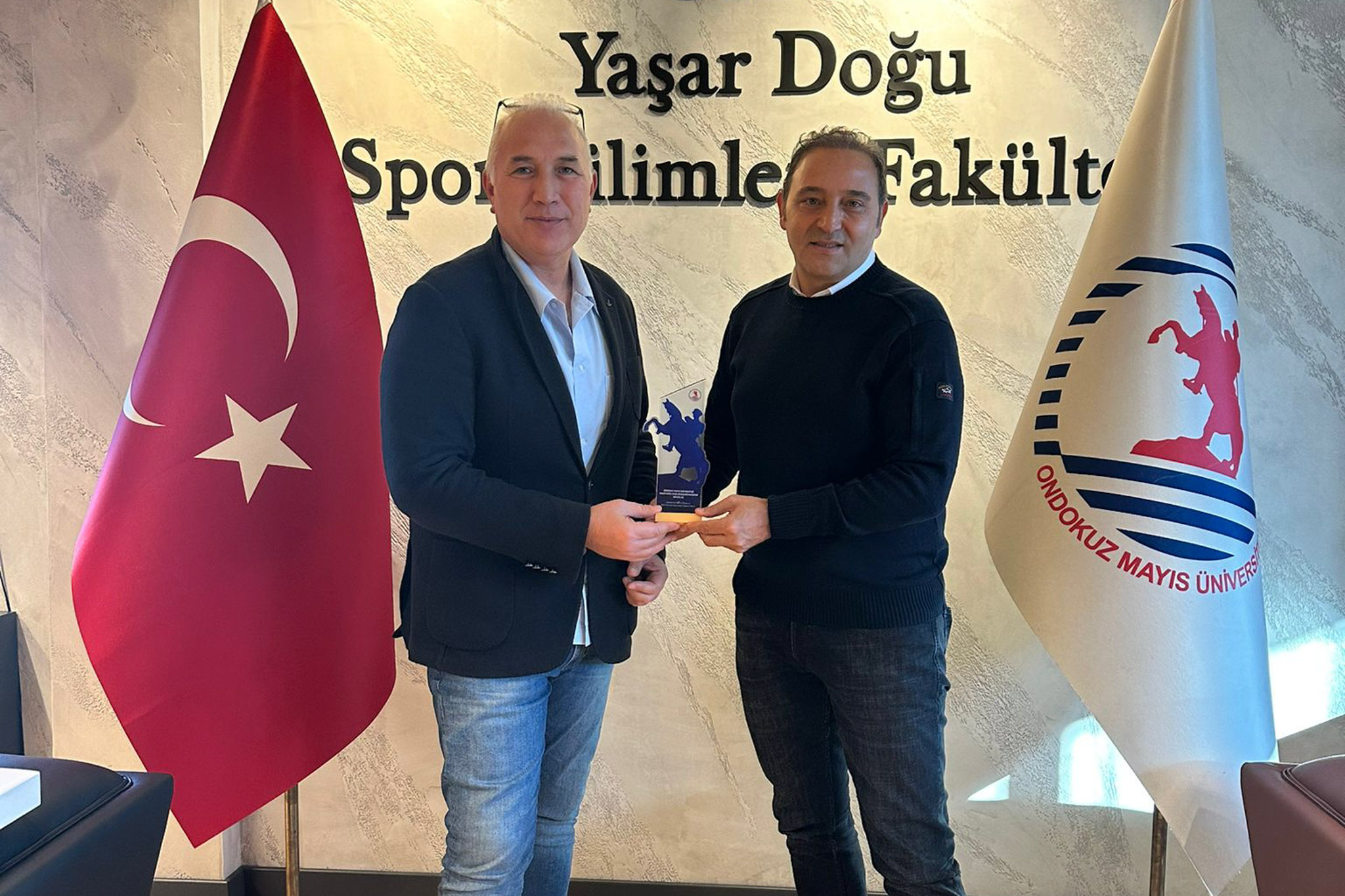 Akademimiz’den Dekan Murat Eliöz’e Ziyaret