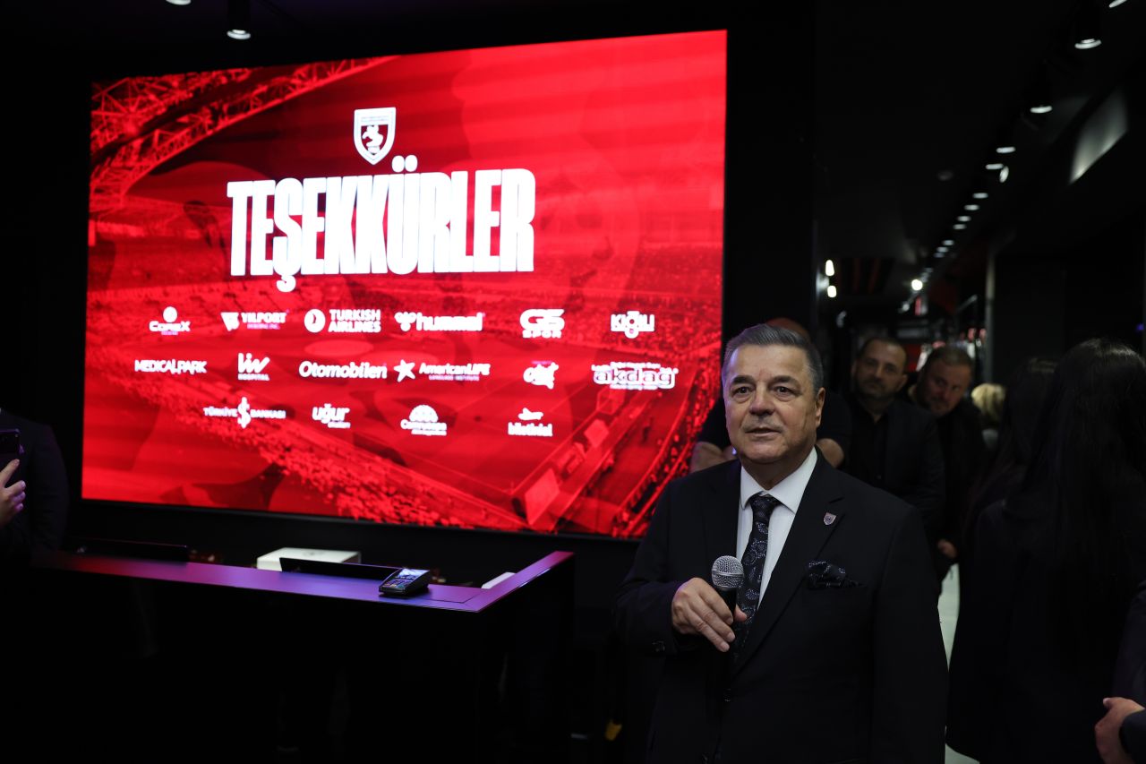 KULÜBÜMÜZDEN ATAKUM STORE’A ÖZEL VIP AÇILIŞ VE TARİHİ FORMA TANITIMI 