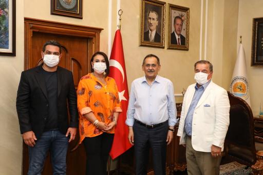KULÜBÜMÜZDEN MUSTAFA DEMİR’E ‘GEÇMİŞ OLSUN’ ZİYARETİ