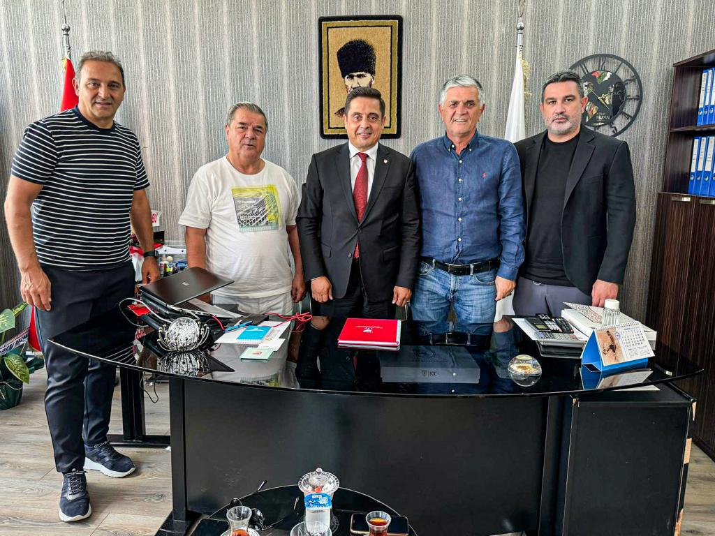 HALUK TAN’A 'HAYIRLI OLSUN' ZİYARETİ