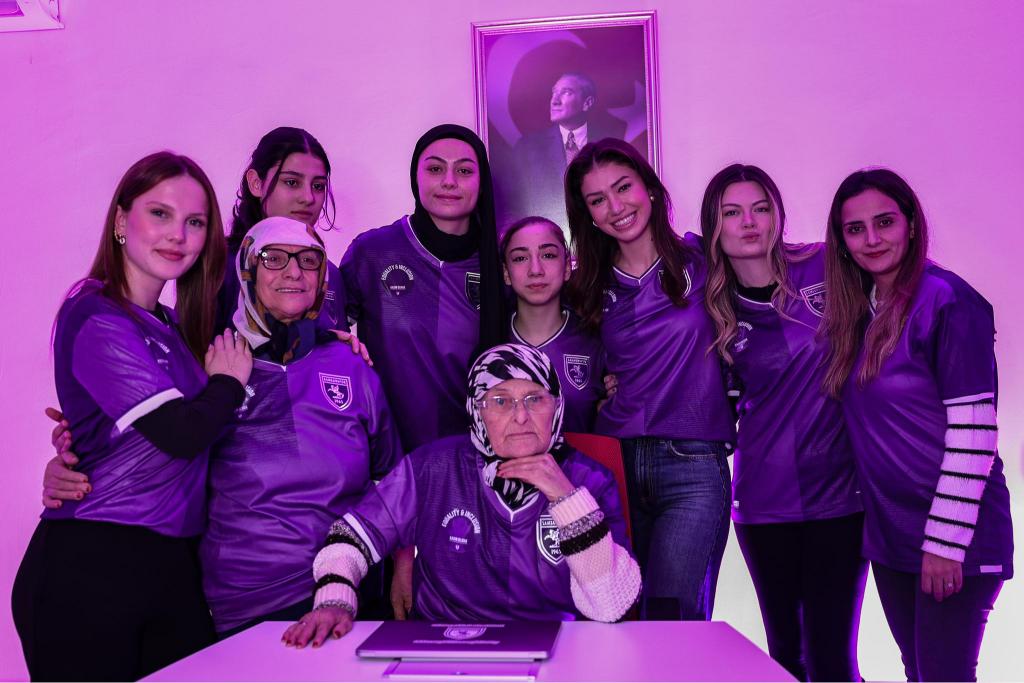 KULÜBÜMÜZDEN 8 MART DÜNYA KADINLAR GÜNÜ’NE ÖZEL ANLAMLI VİDEO