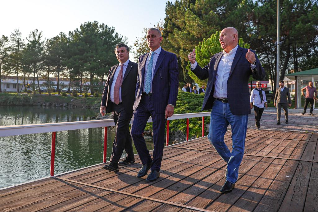 TFF BAŞKANI İBRAHİM ETHEM HACIOSMANOĞLU TESİSLERİMİZİ ZİYARET ETTİ