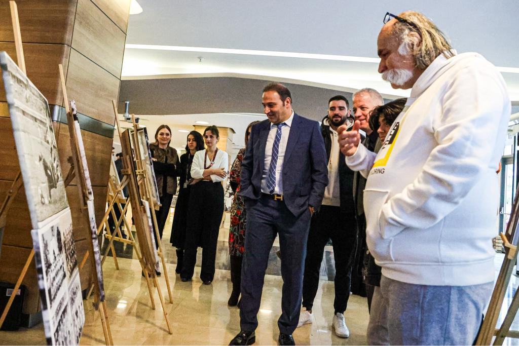 “Siyah Formanın İzinde Unutulmayanlar” Sergisine katıldık