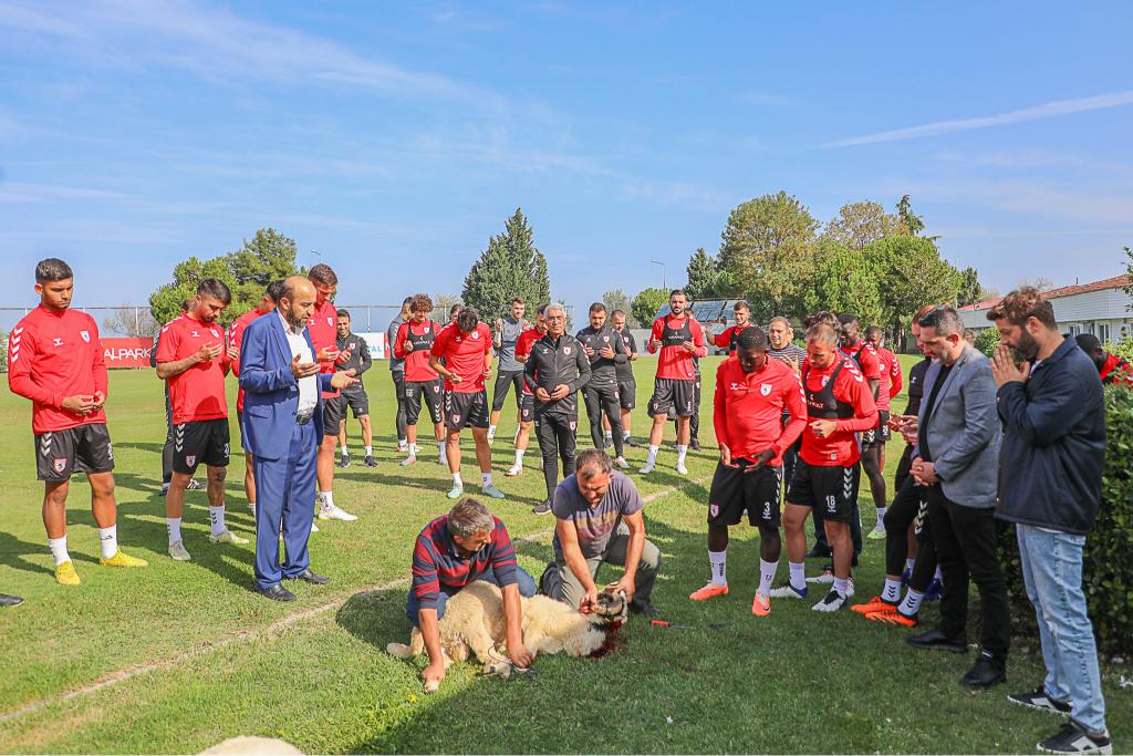KULÜBÜMÜZ ÇAYKUR RİZESPOR A.Ş. MAÇI ÖNCESİ KURBAN KESTİ