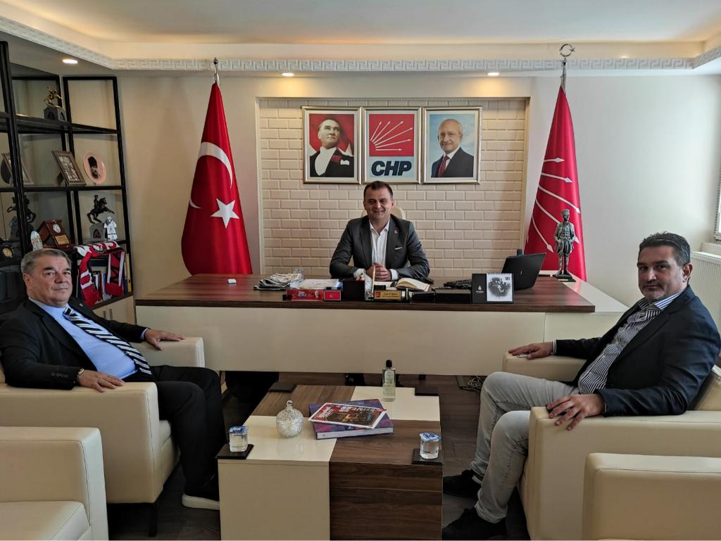KULÜBÜMÜZDEN CHP İL BAŞKANINA ZİYARET